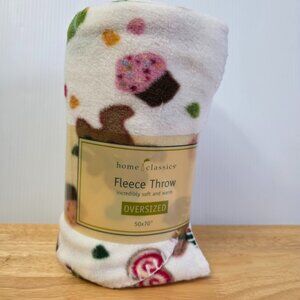 NWT, Home Classics, 50 x 70, Fleece Throw